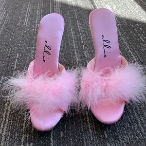 ellie shoes◾️□Faux Fur Pink Satin Mule◾️□Size 8